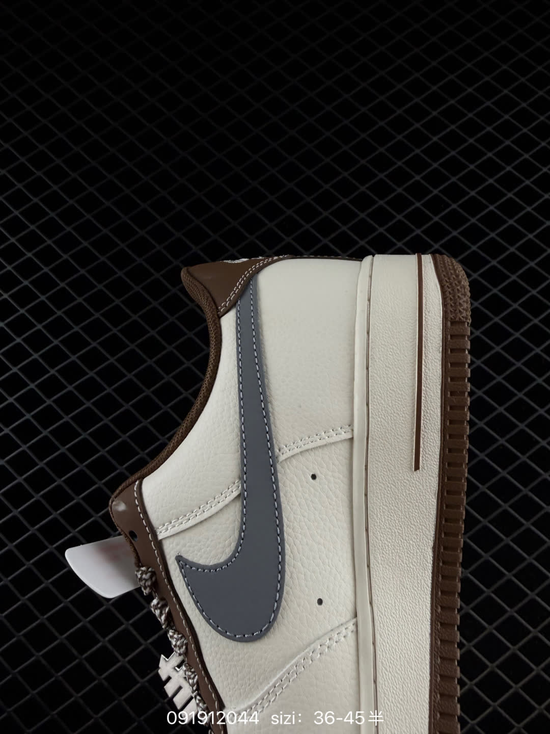 UNDEFEATED x Nike Air Force 1